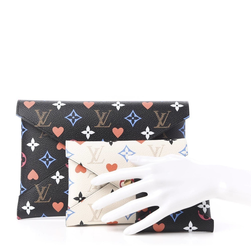 Louis Vuitton Game On Kirigami 3-Pochettes b&w hearts LV wallet/bags Rare Auth - Picture 12 of 12